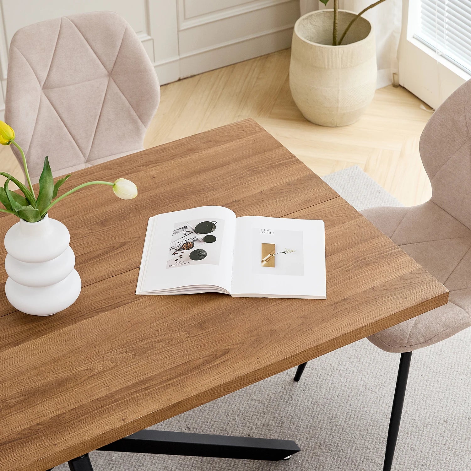 Modern Minimalist Rectangular Dining Table With Metal Base, For 4 - 6 People, Suitable For Kitchen/Dining Room, 140*80cm